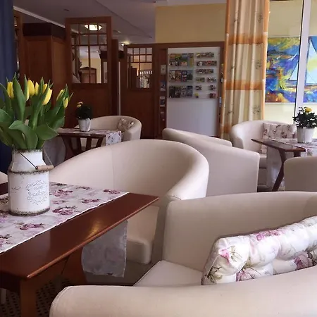 Bel Air Strandhotel Glowe